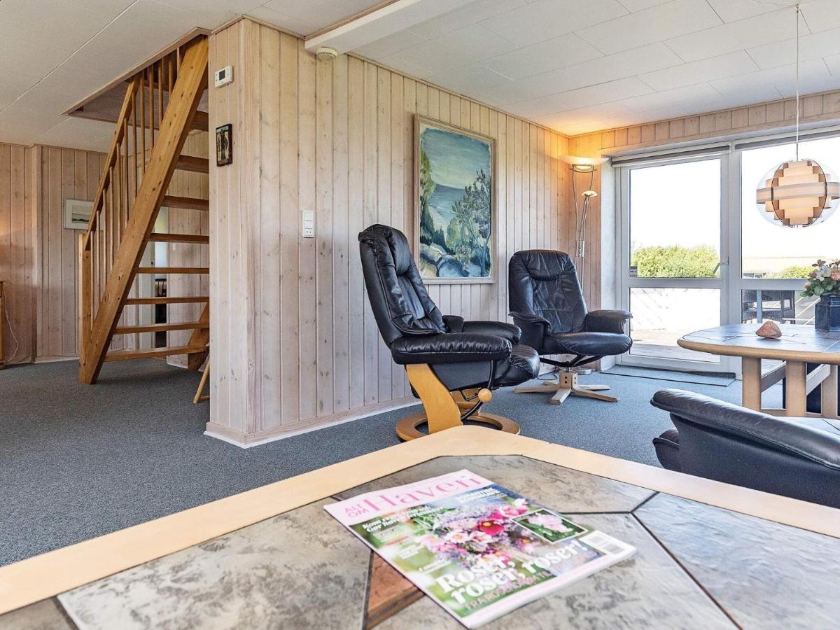 10 Person Holiday Home In Vinderup Экстерьер фото
